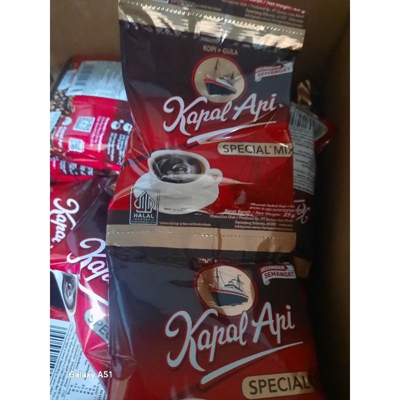 

Kopi Kapal Api special mix 1renceng (10 pcs)