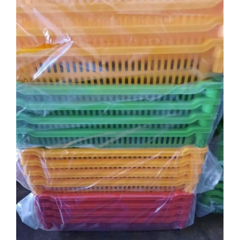 RAK SALON 4 SUSUN + RODA