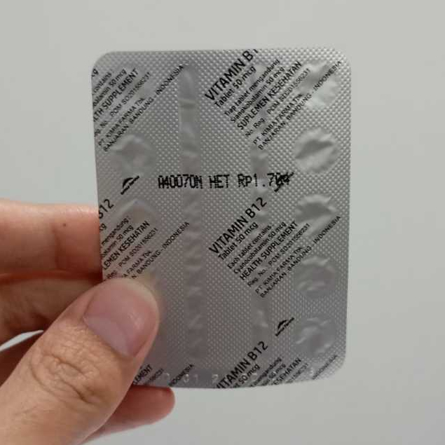 VITAMIN B12 50 MCG KIMIA FARMA 1 BLISTER ISI 10 TABLET