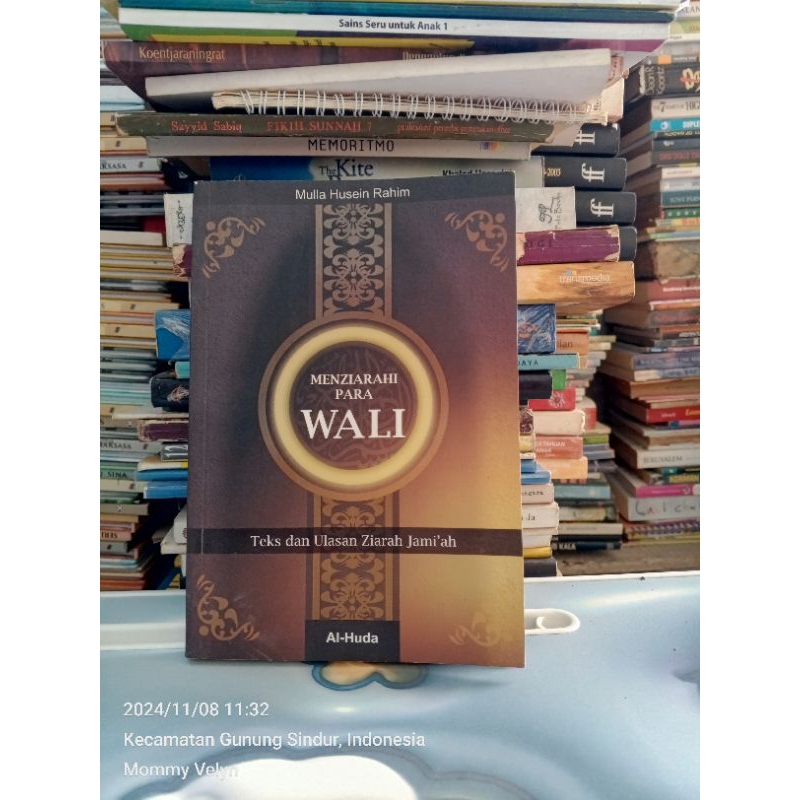 MENZIARAHI PARA WALI