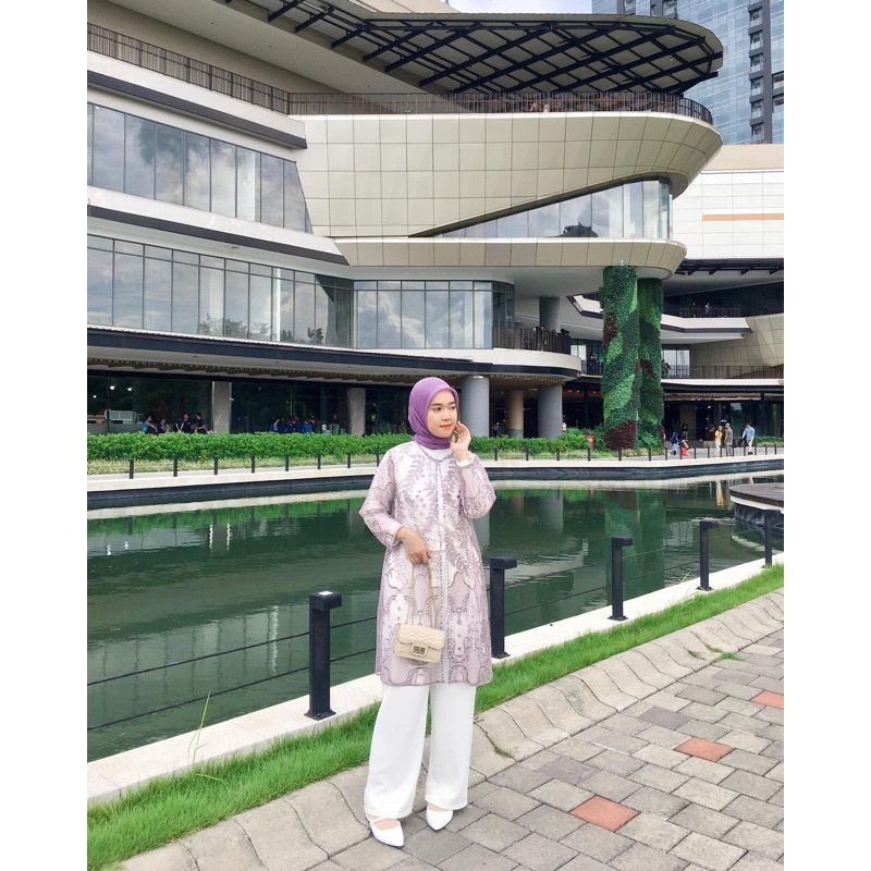 Cleo Outer Tunik Brukat payet mutiara