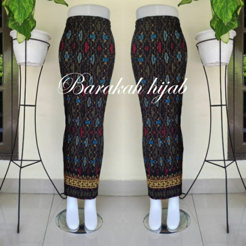 Rok Batik Kebaya Prisket Rapih Model Panjang 100 Cm Lingkar Pingan 140 Cm Motif Bawahan Tebal Rempel