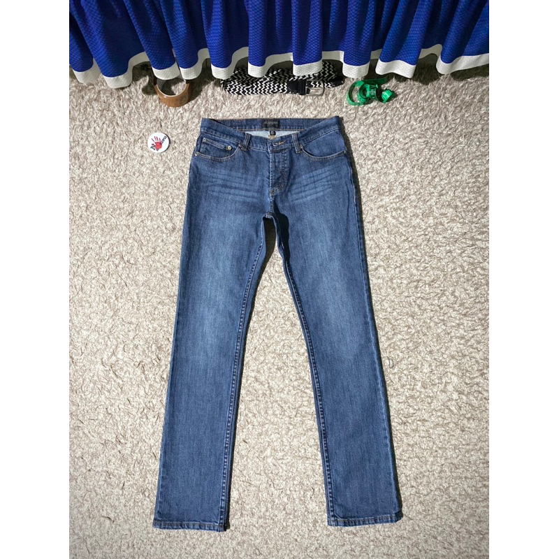 obey jeans second