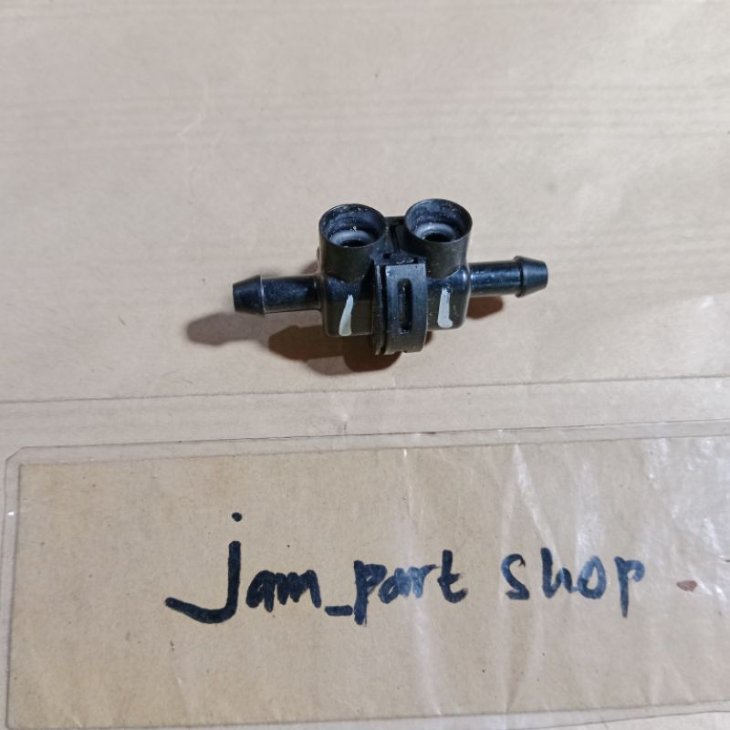 toyota esquire 2.0 thn 2019