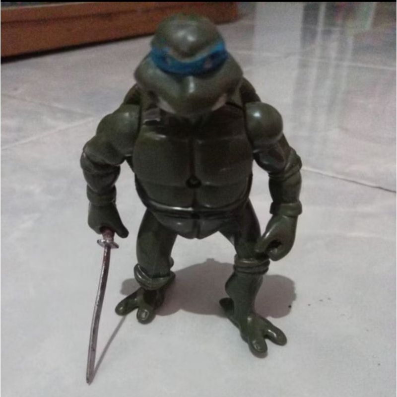 Figure kura kura ninja leonardo