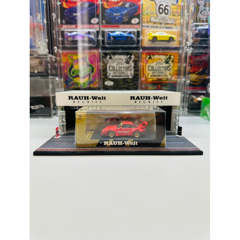 Star Model 1:64 RWB 993 Medusa Supreme