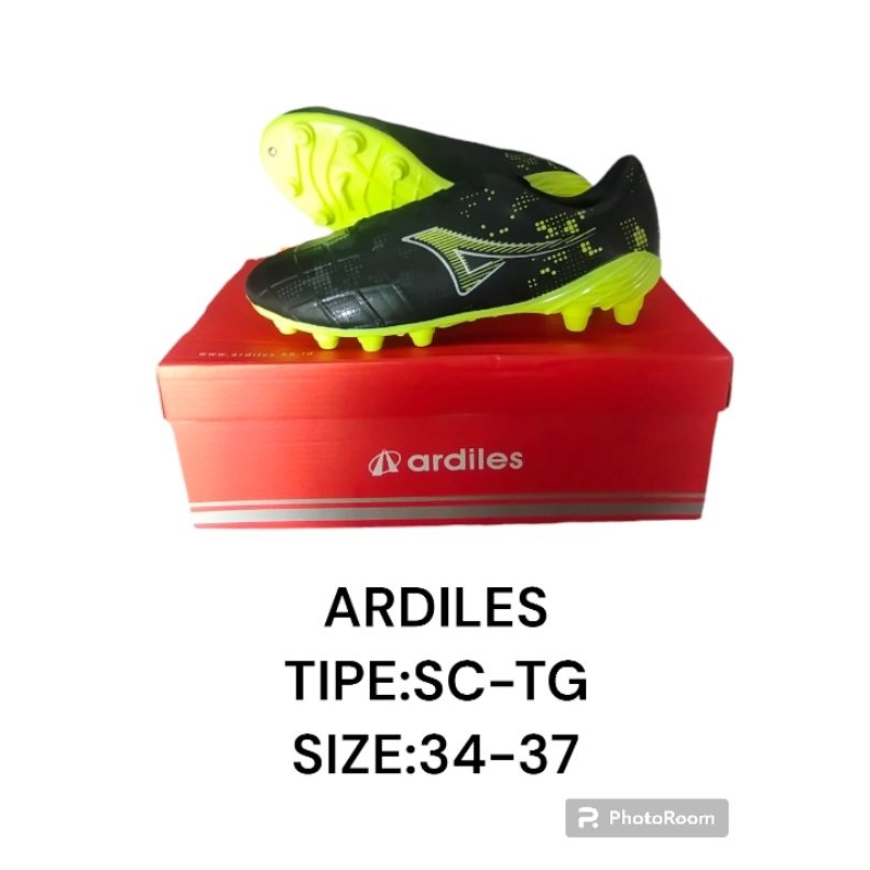 Sepatu Sepak Bola Ardiles