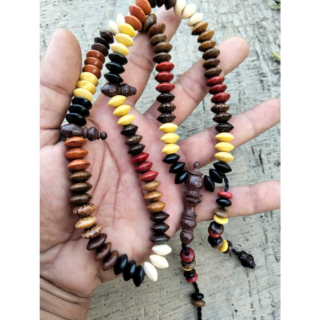 tasbih kombinasi 11 kayu langka model pipih kristal 99 butir