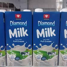 

Susu Diamond Milk Susu UHT Full Cream 1000 mL
