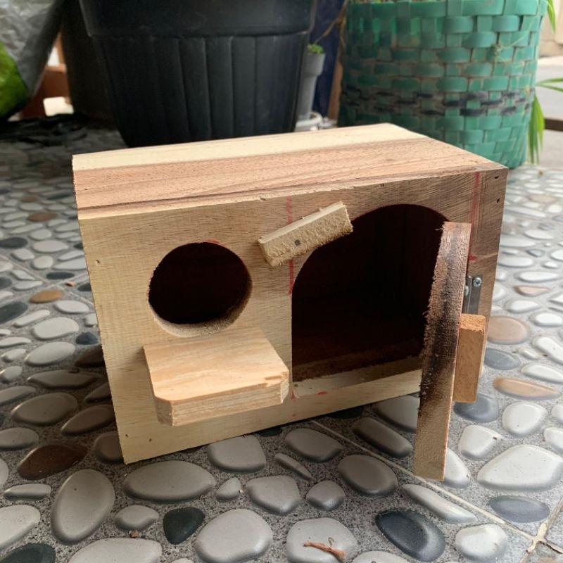 ￼Glodok Love Bird Minimalist