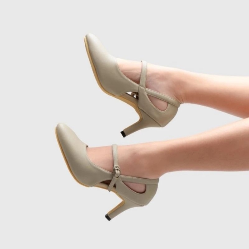 Adorable Projects, Decimal Heels Creamy