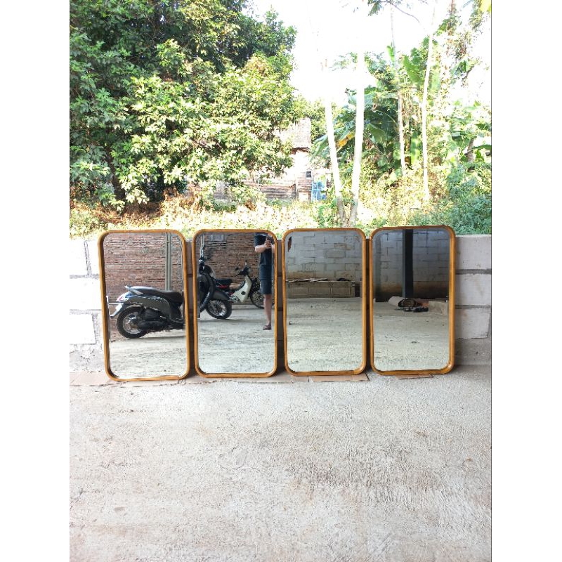 cermin wastafel kamar mandi kotak / cermin frame kayu jati