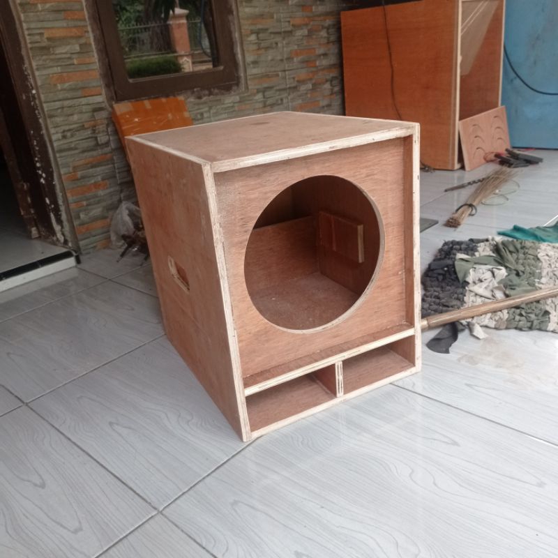 box miniscoop 10 inch subwoofer