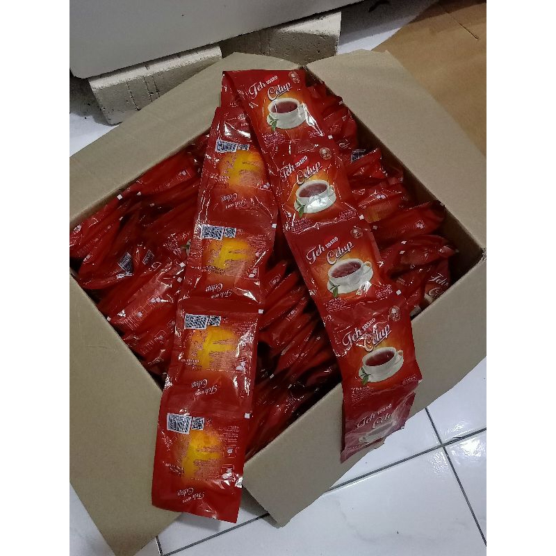 

TEH SOSRO RENTENG 1RENTENG ISI 10BUNGKUS (1BUNGKUS ISI 4 KANTONG TEH)