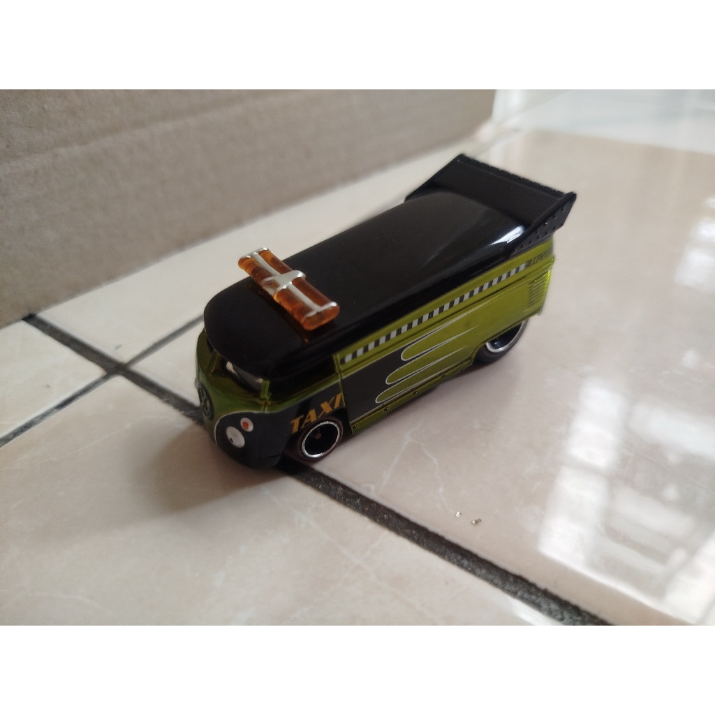HOTWHEELS LOOSE CUSTOM HONGKONG DIECAST CLUB - VOLKSWAGEN DRAG BUS 06