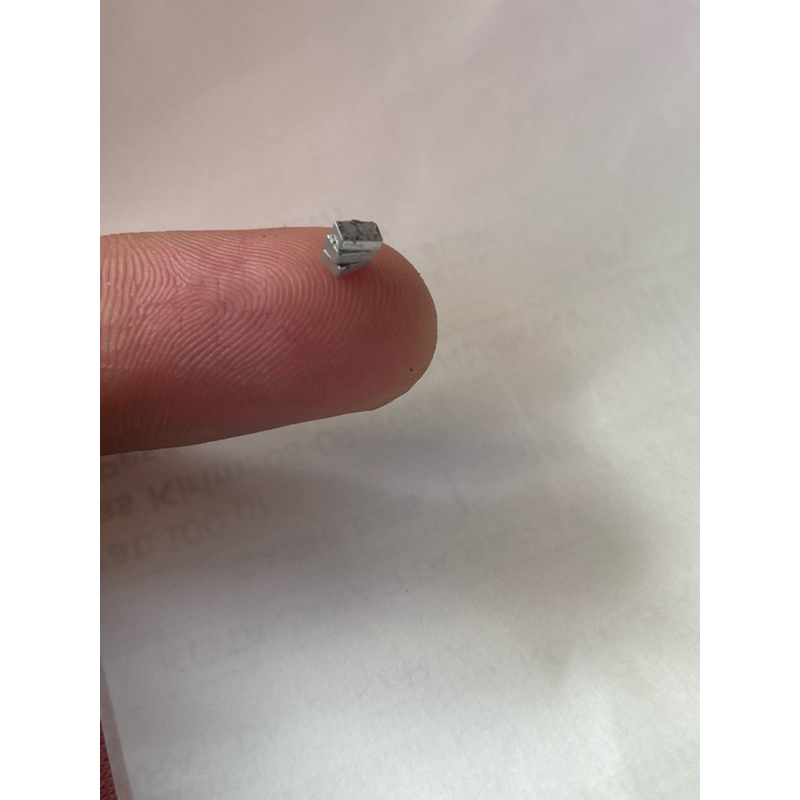 Evergreeeen  Magnet Kecil Buat Kamera Iphone Getar Berdetak Blur Solusi Buat Kerusakan Kamera Hp