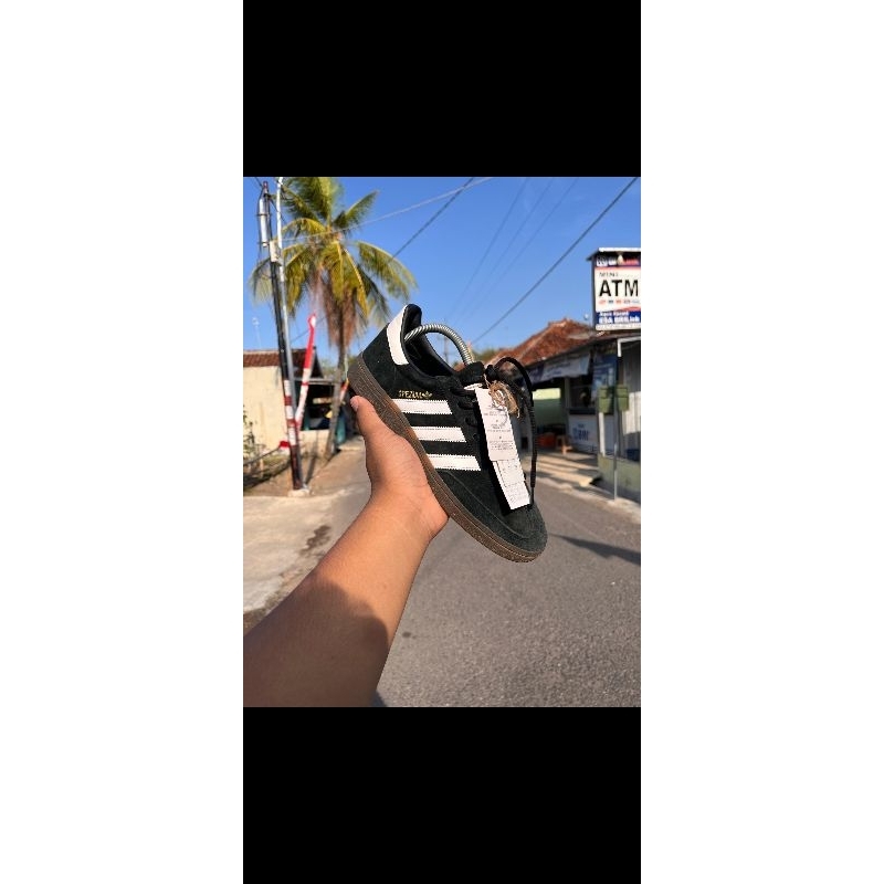 adidas bw