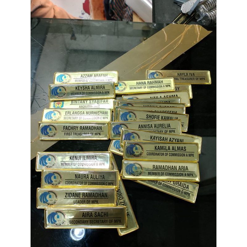 

Nama dada Name Tag Bahan Kuningan