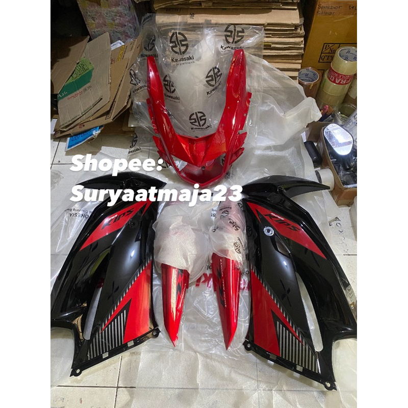 Sepaket Batok body sayap fairing ninja rr new 2014 merah