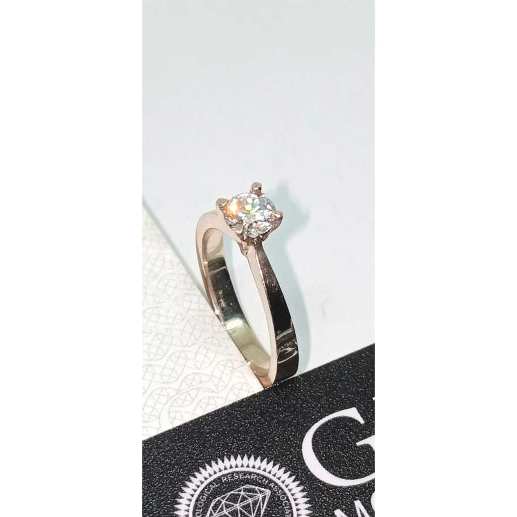 Cincin Berlian Solitaire