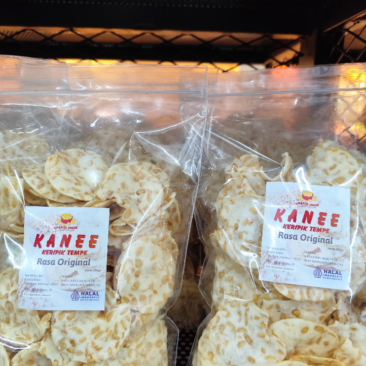 

KERIPIK TEMPE ASIN KRIUK 250gr