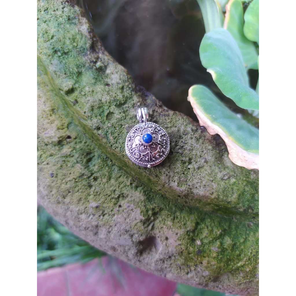 Liontin tabung perak 925 permata lapis lazzuli