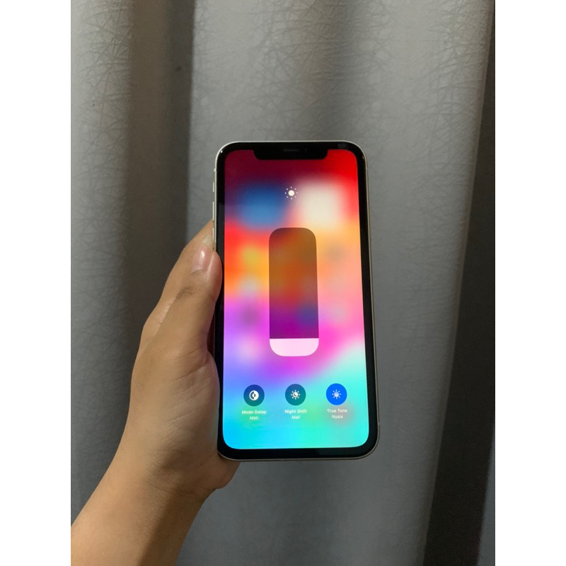 iphone 11 64gb WHITE