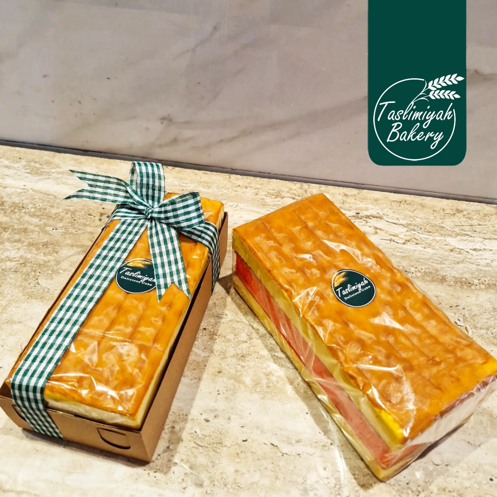 

Roti Lapis Surabaya short - Taslimiyah Bakery - Hampers - Oleh-oleh khas Malang - Kue hajatan