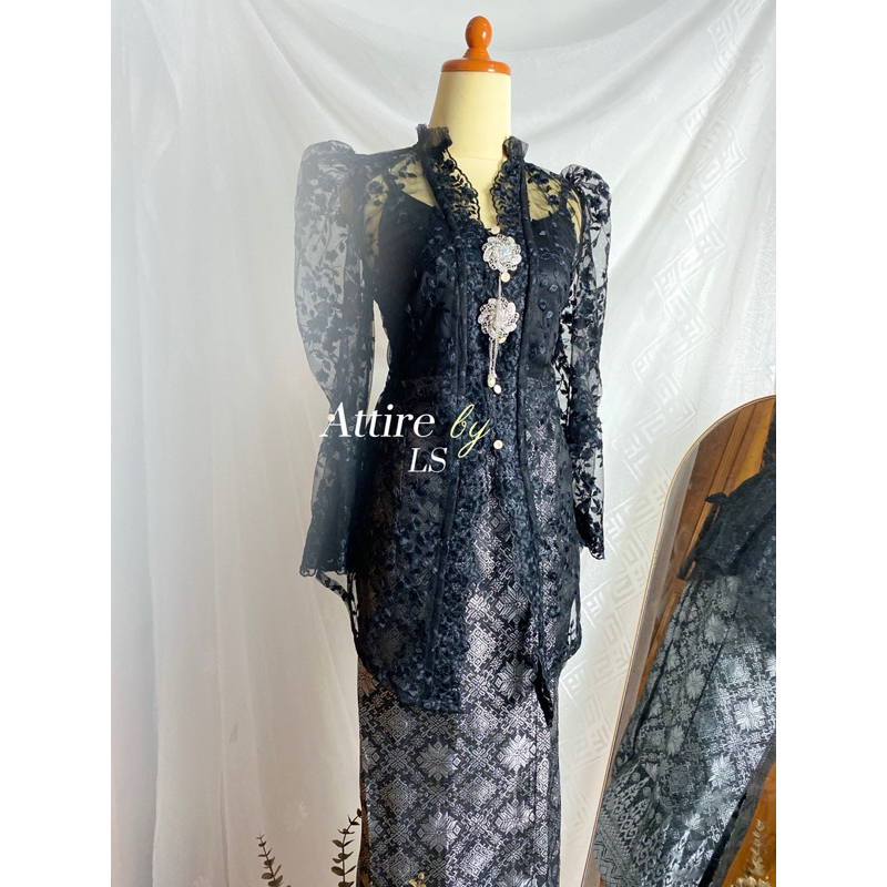 HANYA SEWA Kebaya kartini modern