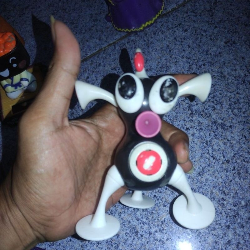 Figure McD Iz Toys Zizzle Robot 2006 Toy Alien DJ Robots