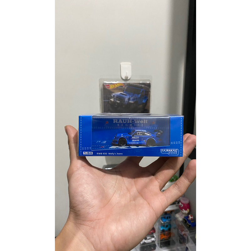 Tarmac Porsche RWB Wally Jeans