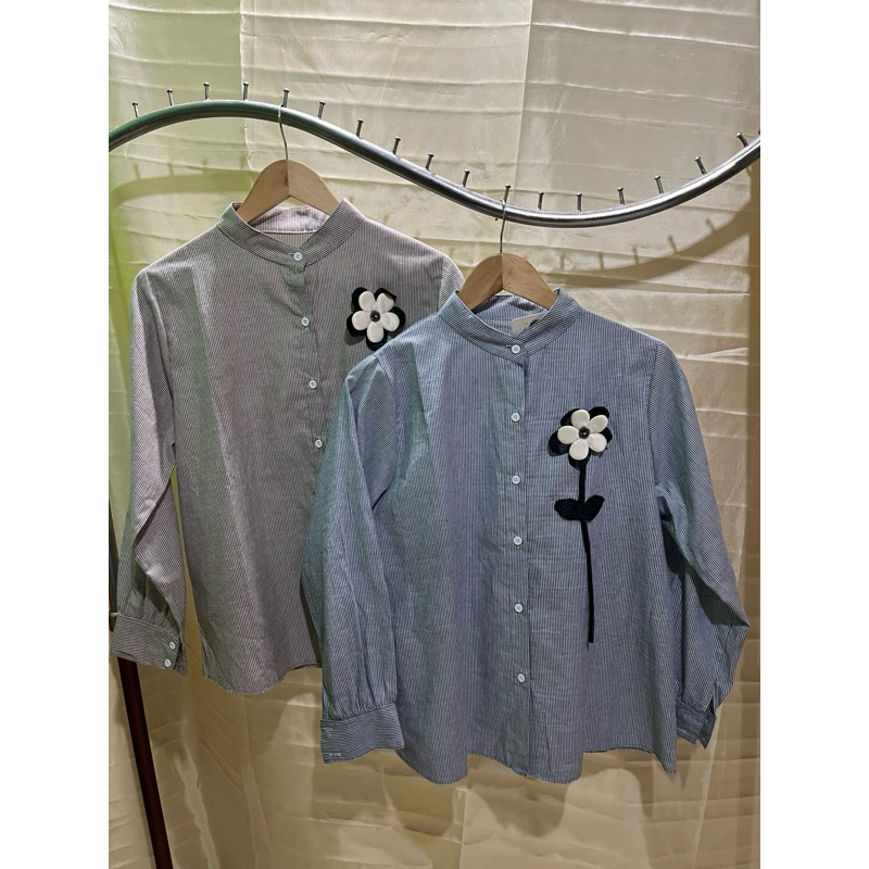 blus motif salur bunga