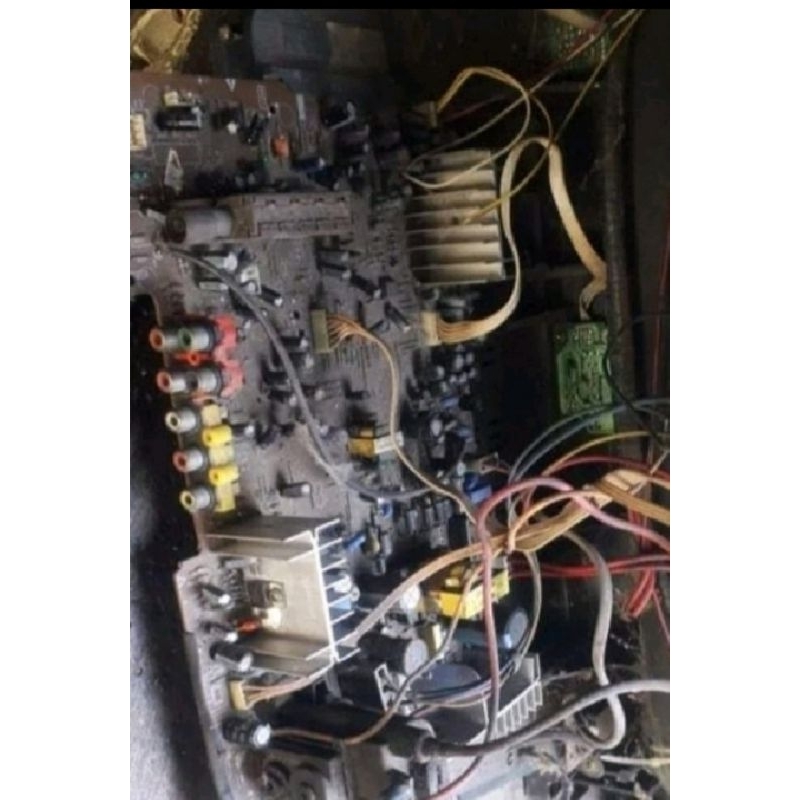 Mesin TV tabung analog Polytron u slim