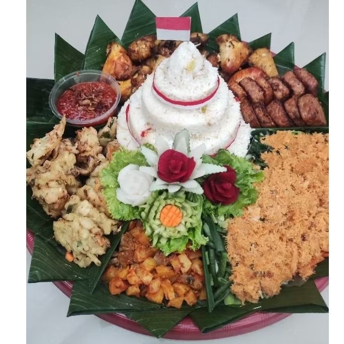 

Nasi Tumpeng Liwet