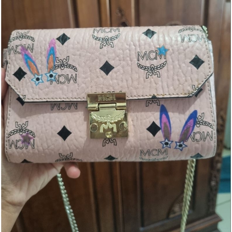 Preloved MCM crosbody bag pink Bunny