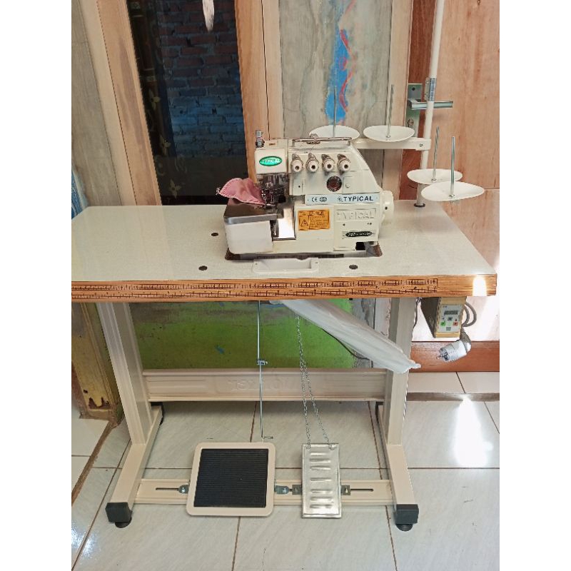 Mesin obras benang 4 Servo tiypical timbul