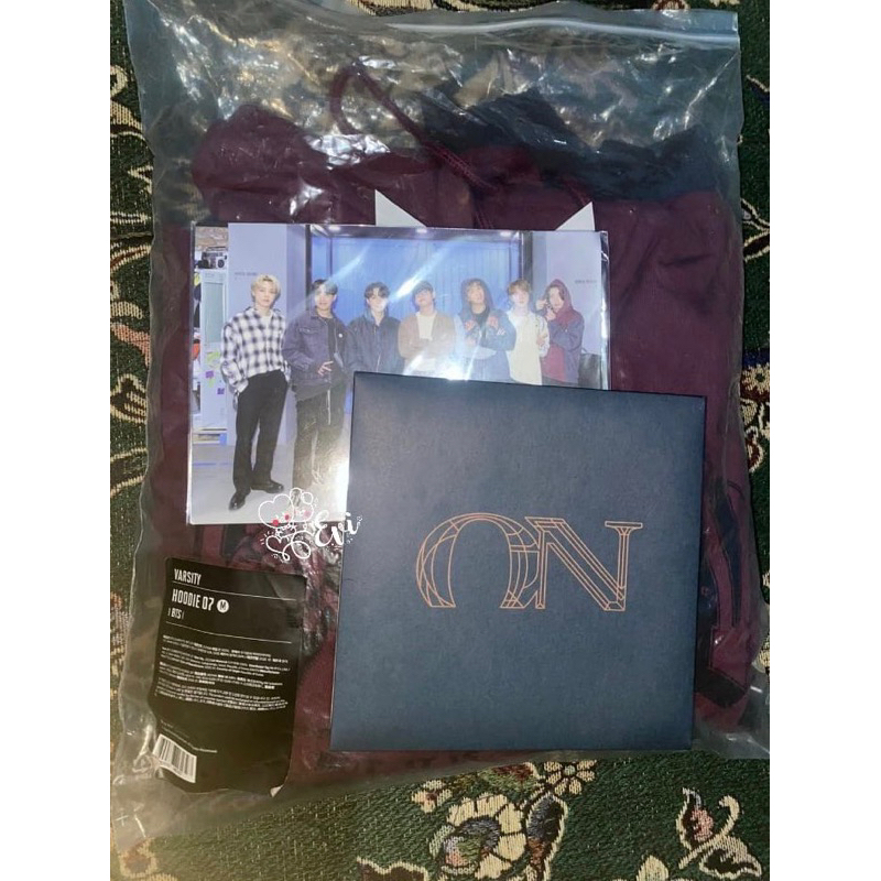 OFFICIAL BTS MOTS POP UP JUNGKOOK - VARSITY HOODIE 07 SIZE M