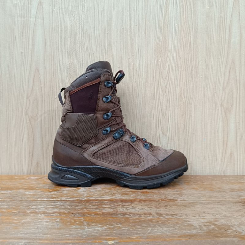 Sepatu Outdoor HAIX Size 40
