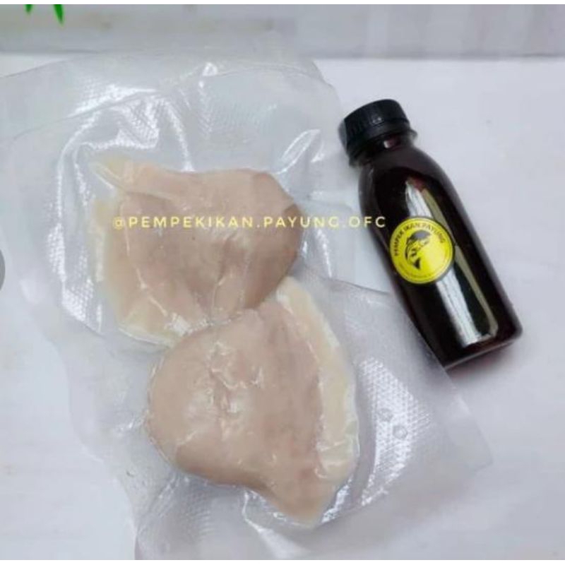 

PEMPEK KAPAL SELAM PREMIUM 1 PCS | Gluten-Free | Pempek Ikan Payung | 100% Ikan Asli | Tanpa Pengawet