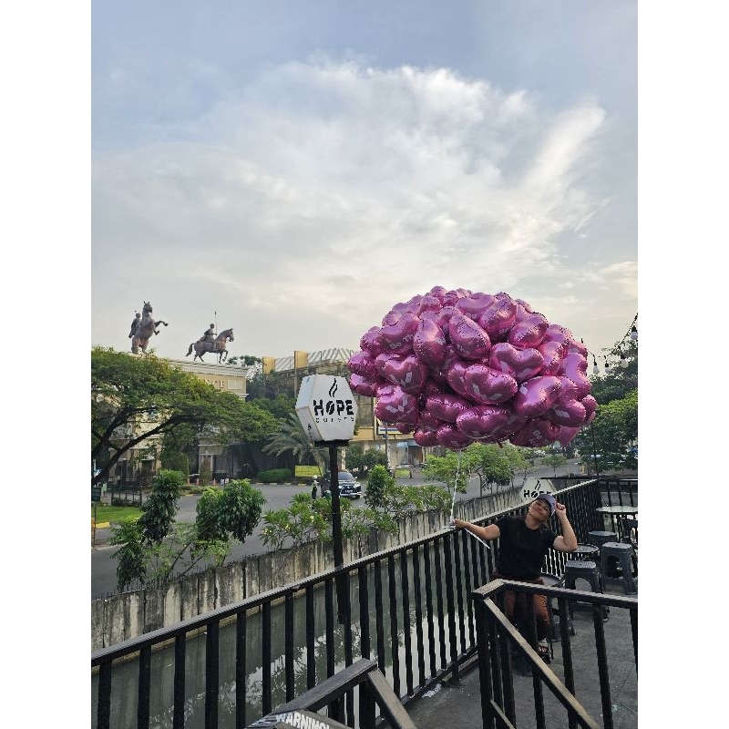 balon love gas helium terbang