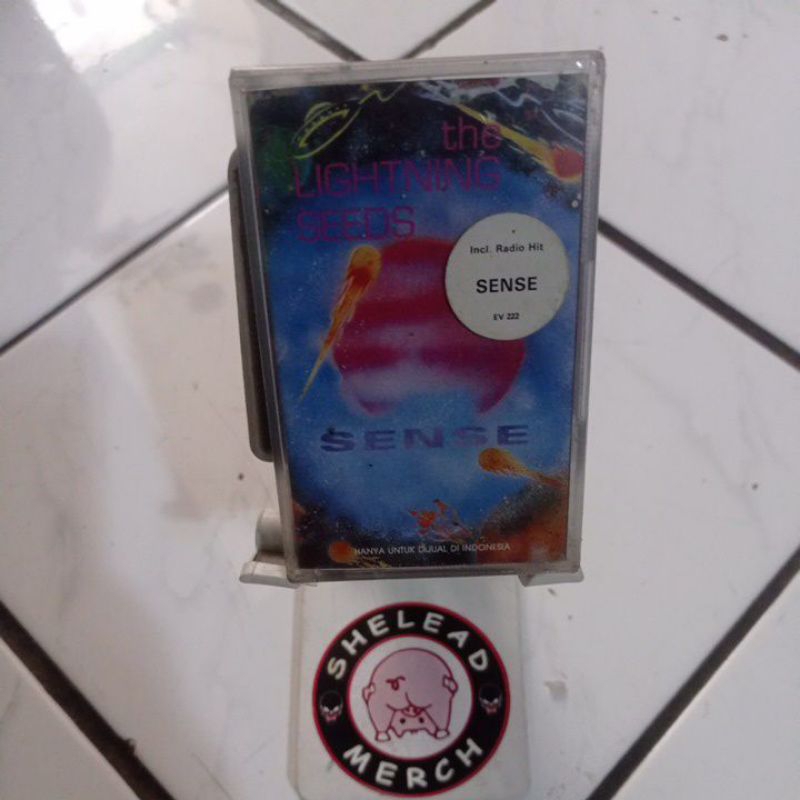 Kaset Pita The Lightning Seeds - Sense