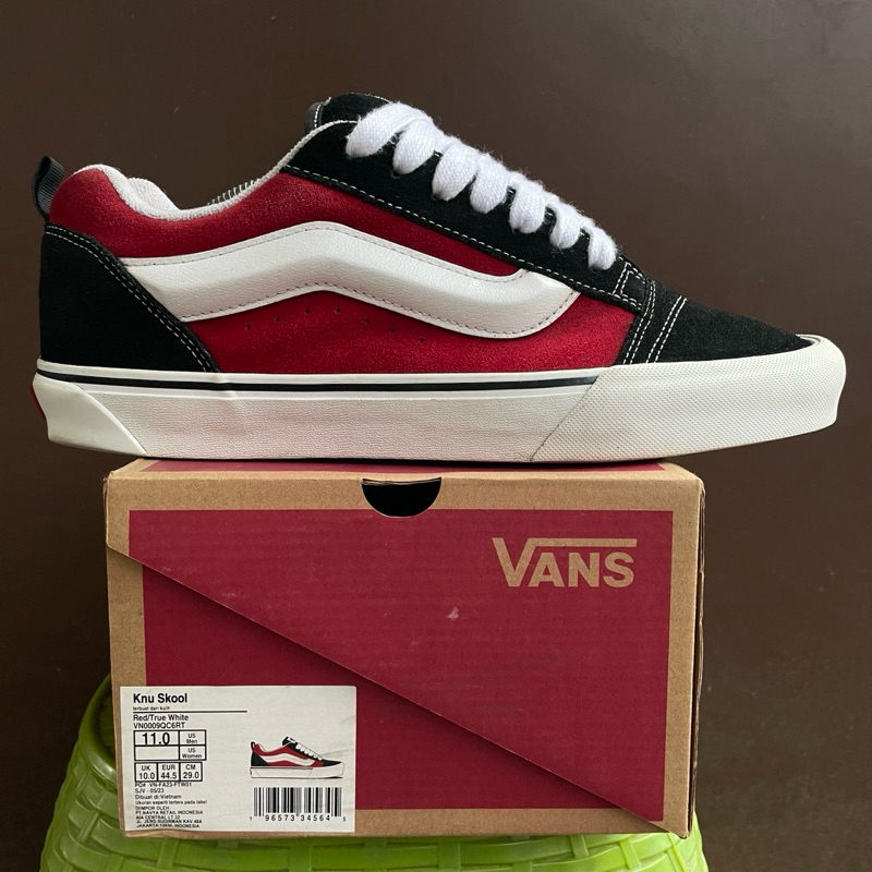 VANS KNU SKOOL