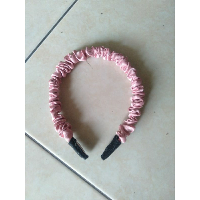(NEW) BANDO SMALL SCRUNCHIE/SERUNCHIE/BANDO KOREAN/ BANDO AESTHETIC/BANDO KERUT