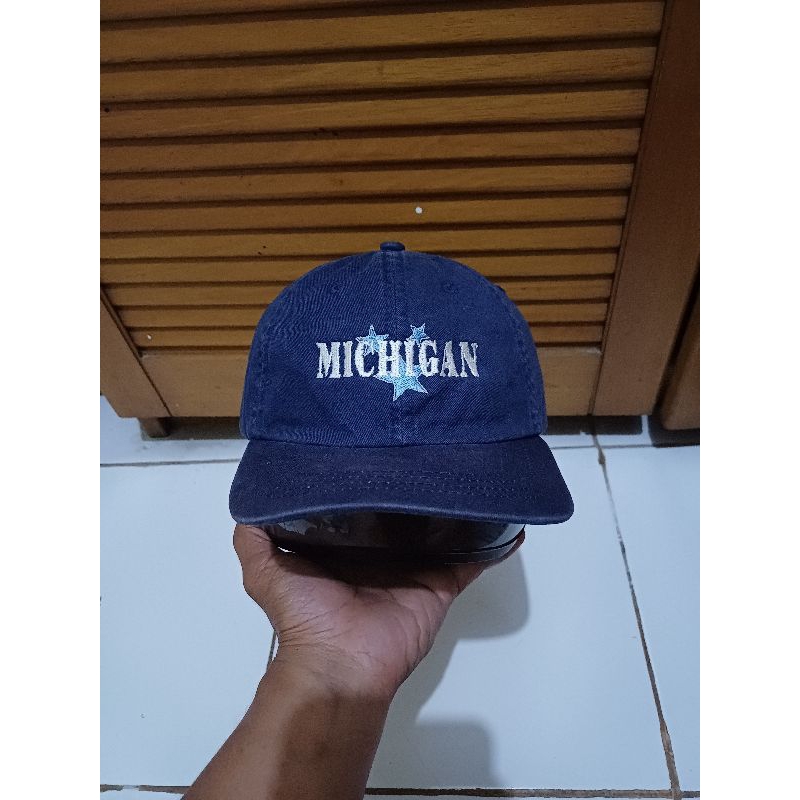 Topi Simple Cap Michigan Classic Vintage
