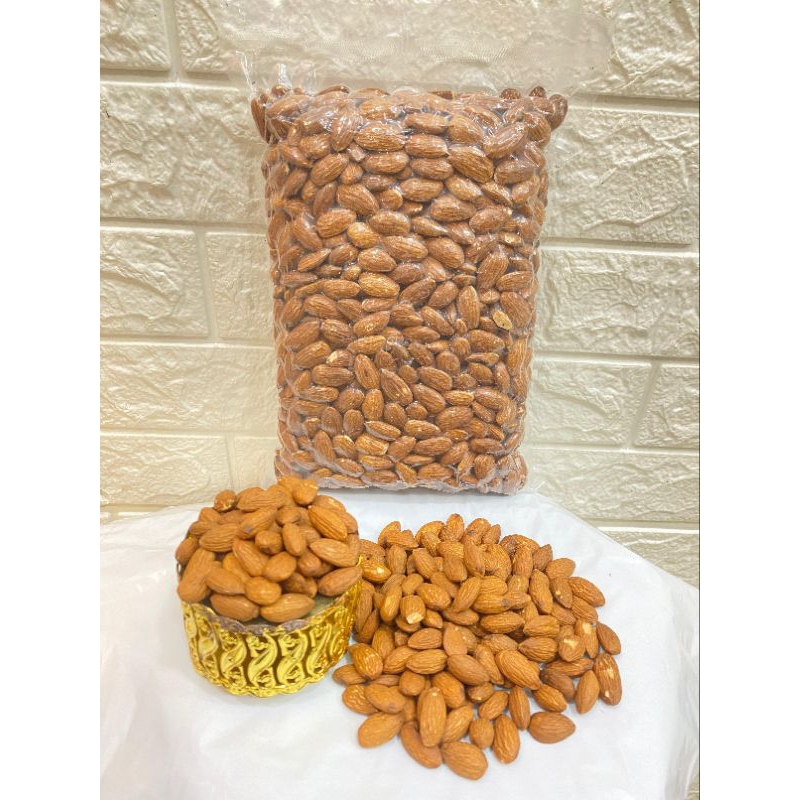 

Kacang almond original panggang
