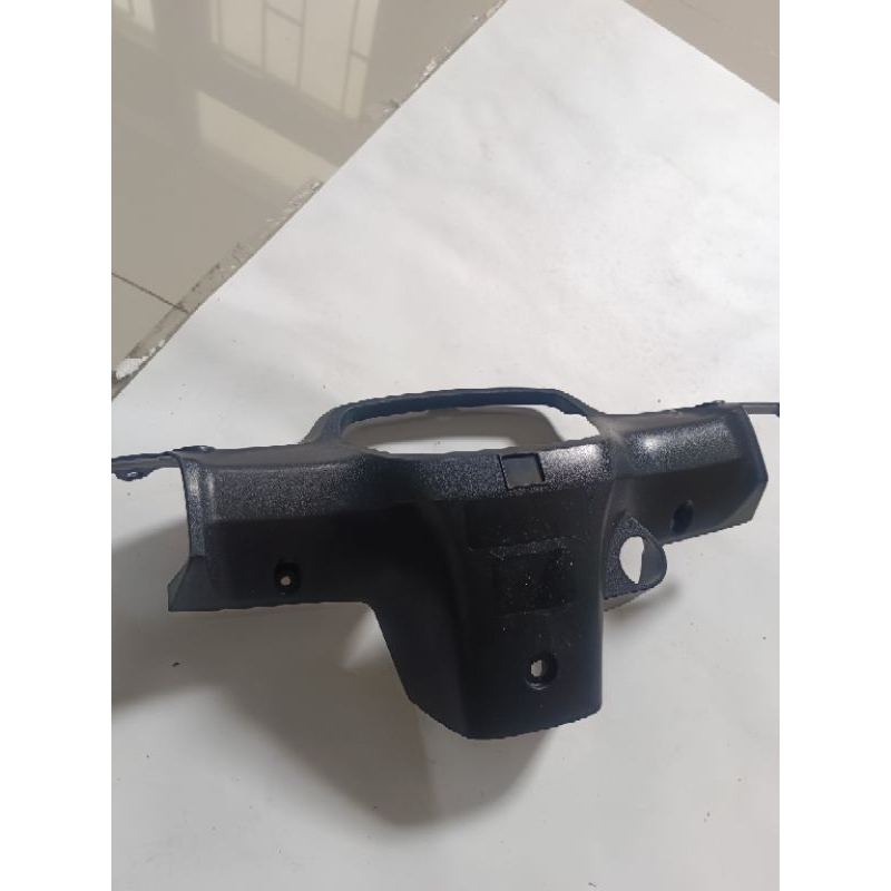 cover batok spedo/cover lampu bagian belakang honda astrea legenda 1dan2 original AHM kode part 5320