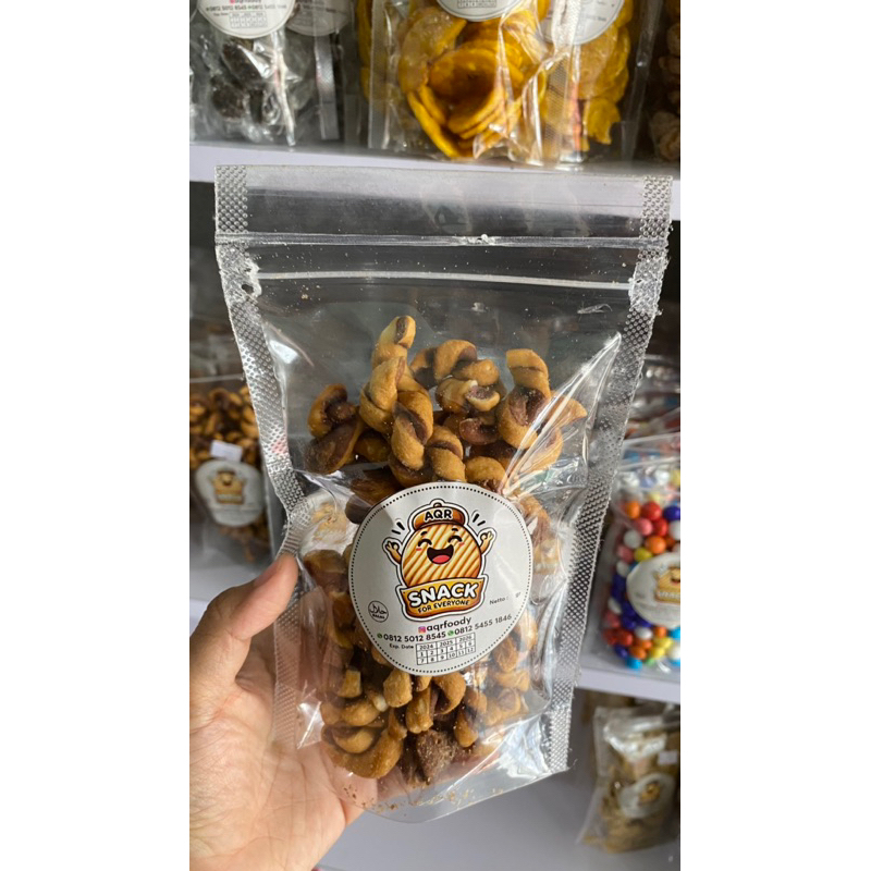 

Snack Cemilan jadul Kue tambang manis dan untir untir manis aqrfoody