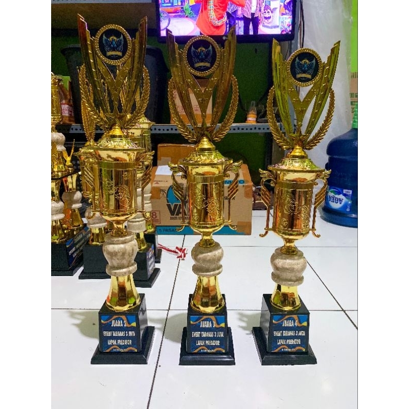 piala set juara 1,2,3