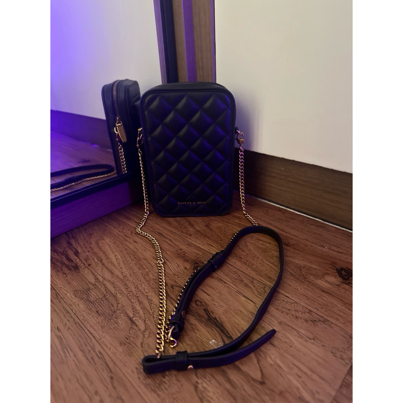 Charles & Keith preloved phone bag