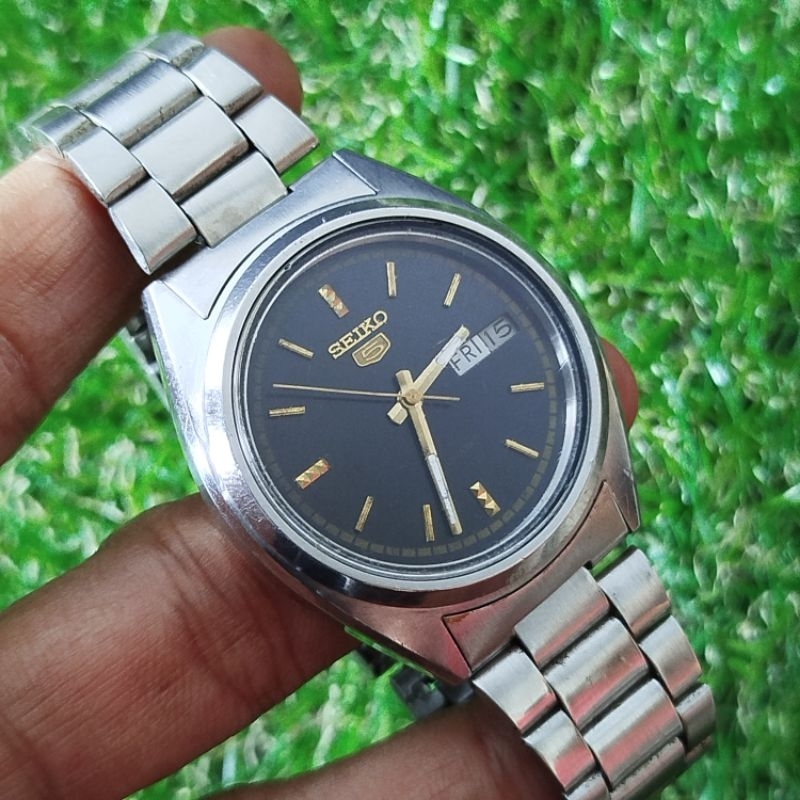 Jam tangan pria Vintage Seiko 5 automatic 7009-8740